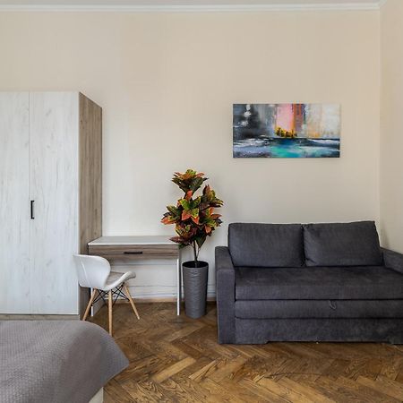 DeMar Apart Herzena Lvov Exteriér fotografie