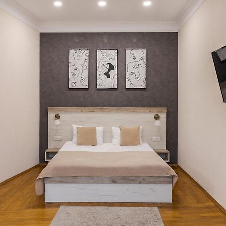 DeMar Apart Herzena Lvov Exteriér fotografie