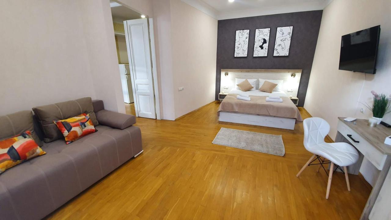 DeMar Apart Herzena Lvov Exteriér fotografie