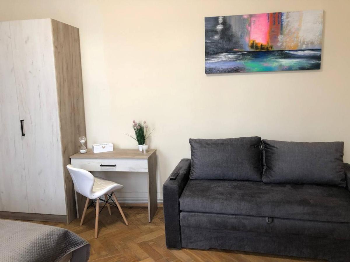 DeMar Apart Herzena Lvov Exteriér fotografie