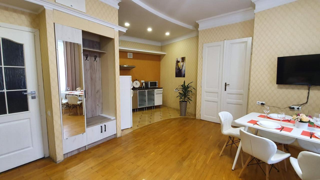 DeMar Apart Herzena Lvov Exteriér fotografie